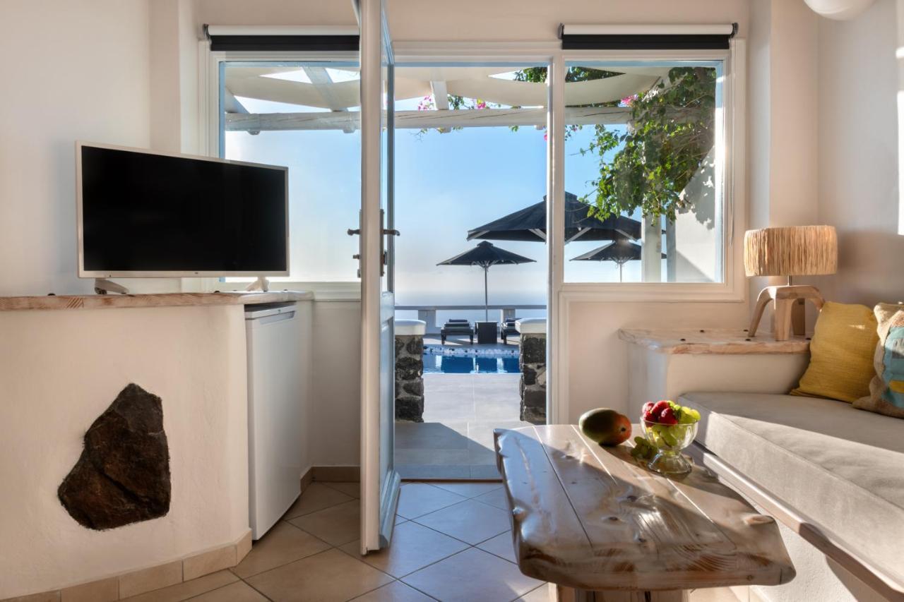 Athermi Suites - Adults Only Fira  Exterior photo